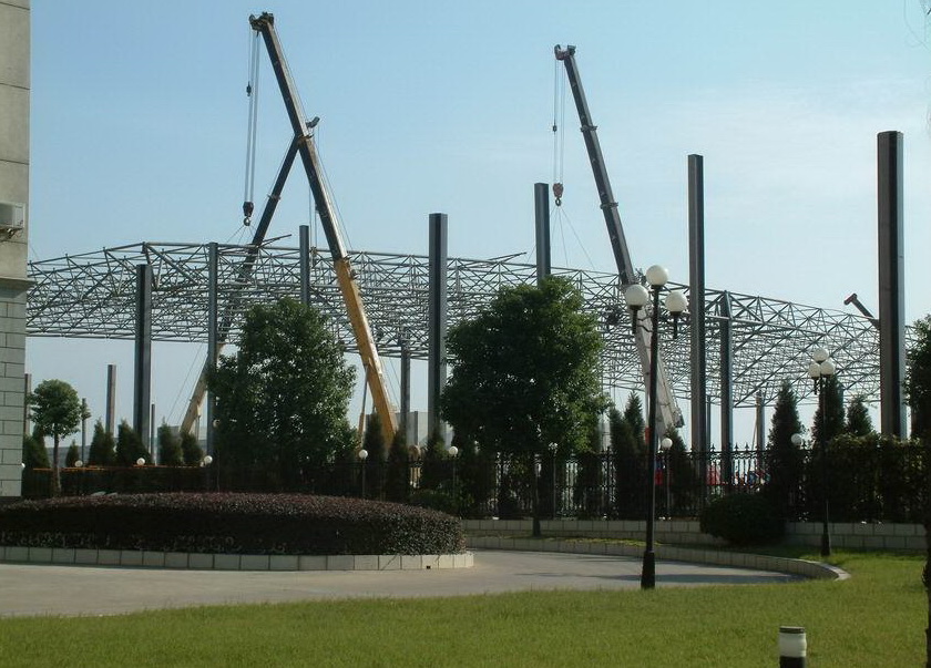 新沂加油站罩棚网架